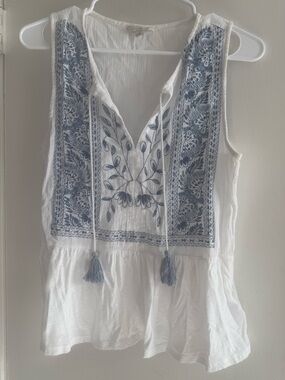Lucky Brand White Sleeveless Peasant Top with Blue Embroidery Size M